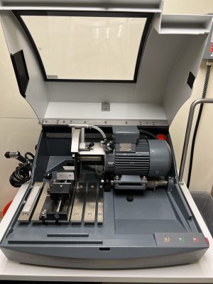 Manual Cut-Off Saw